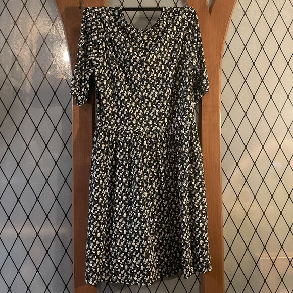 Inez Bubble Sleeve Dress - Picture 4 of 6